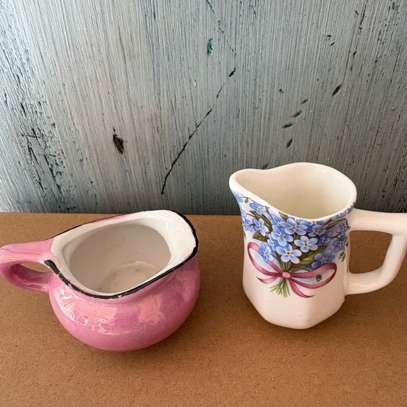 Bundle of (2) Little Pitchers - one pink & other blue flowers with pink ribbon - Picture 2 of 8